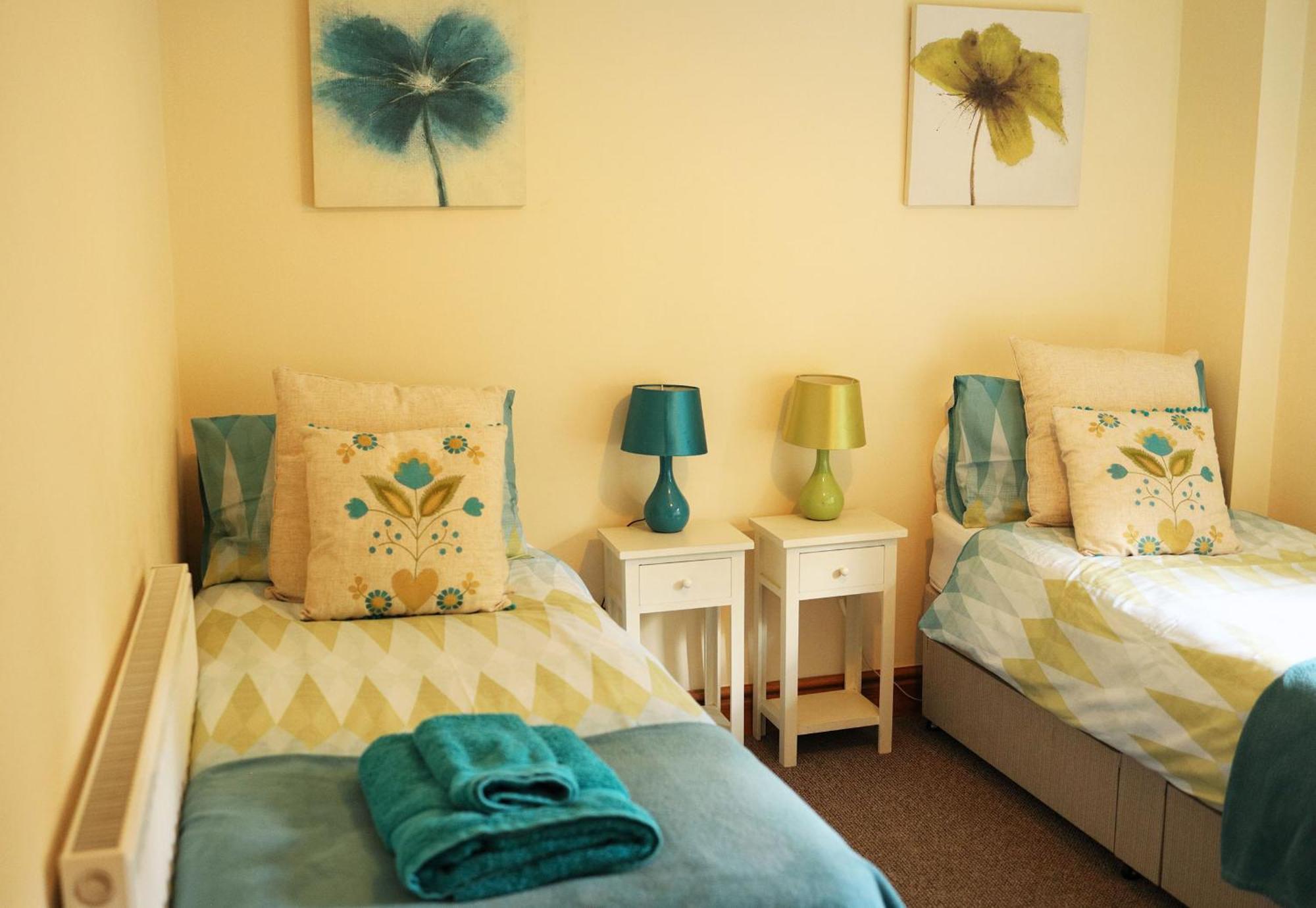 Holiday home Pet-friendly Logburner Horse Stable Views *
